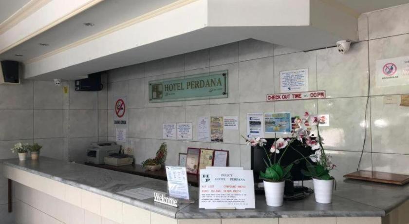 Hotel Perdana Lawas Zewnętrze zdjęcie